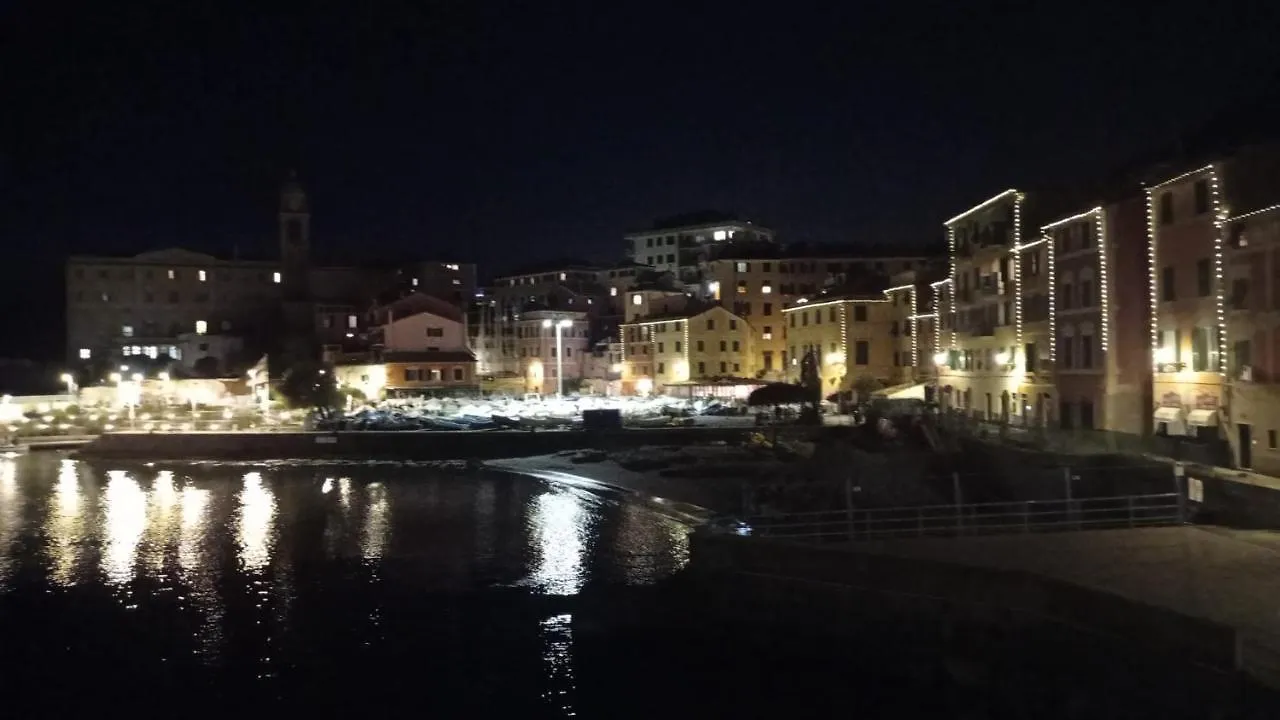 Ancient Porticciolo - Nervi Genova Apartment 0*, Genoa Italy